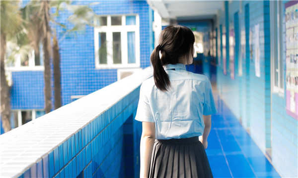 和龙如何找到一个可以帮助我生孩子的女人？